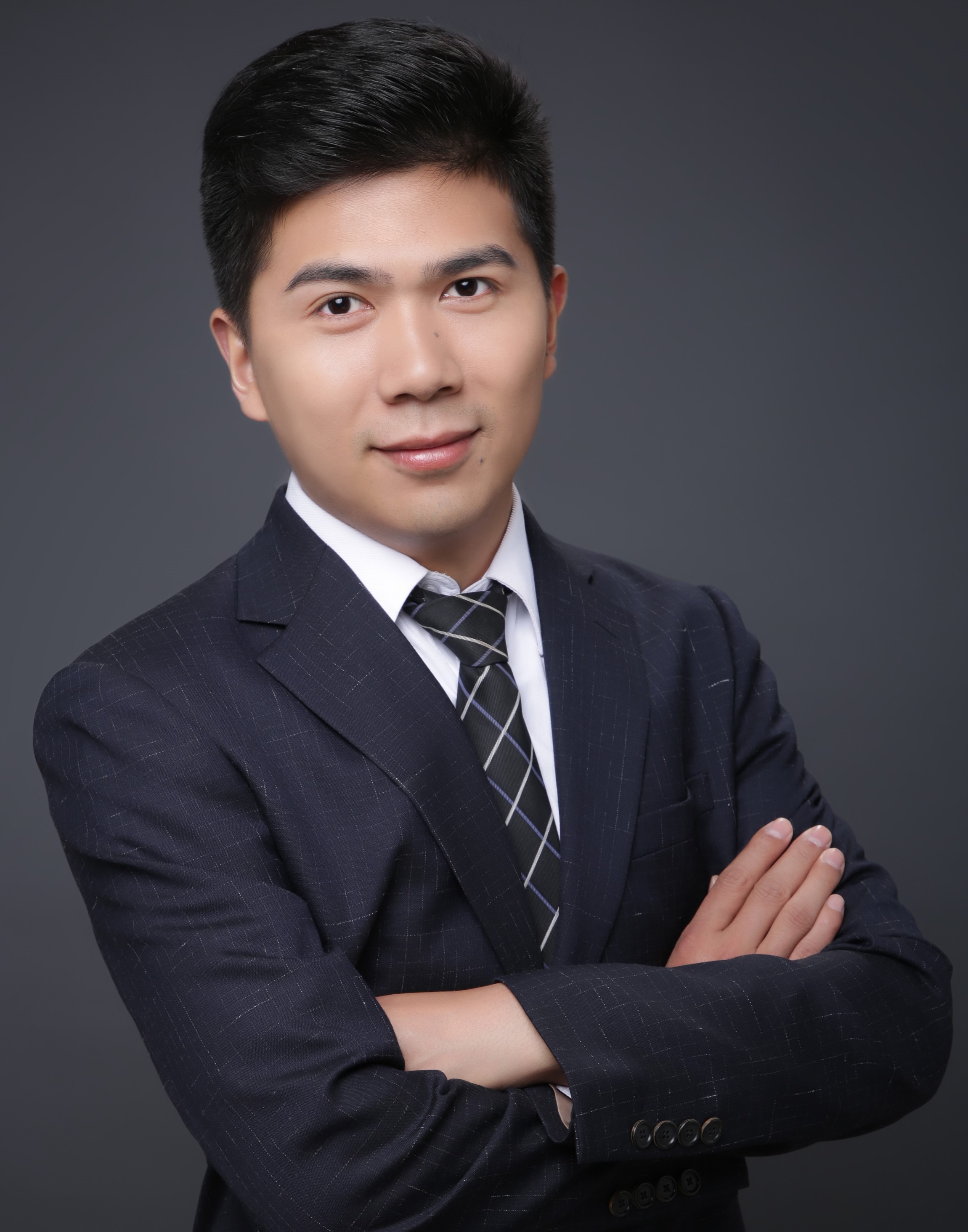 上海大学助理教授